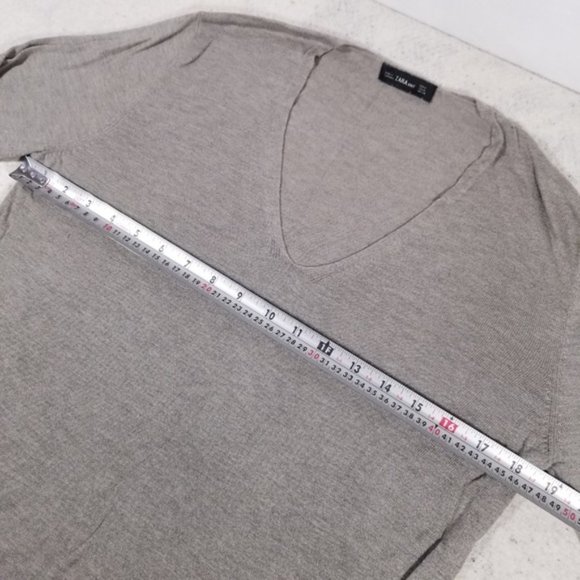 ZaraKnit Grey V-Neck Lightweight Knit Sweatshirt - Picture 6 of 7